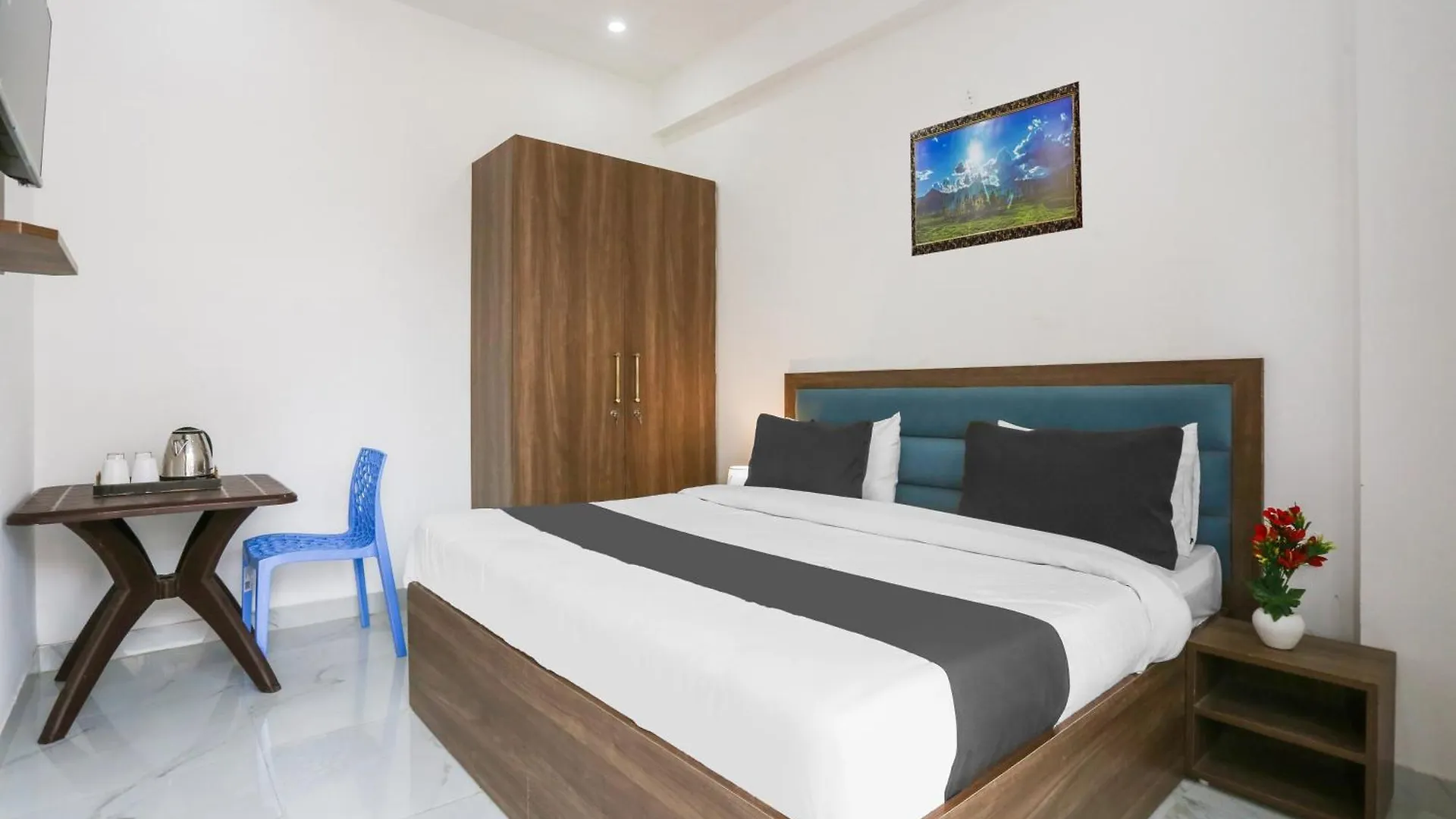 Hotel O K2 Guest House Gurgaon