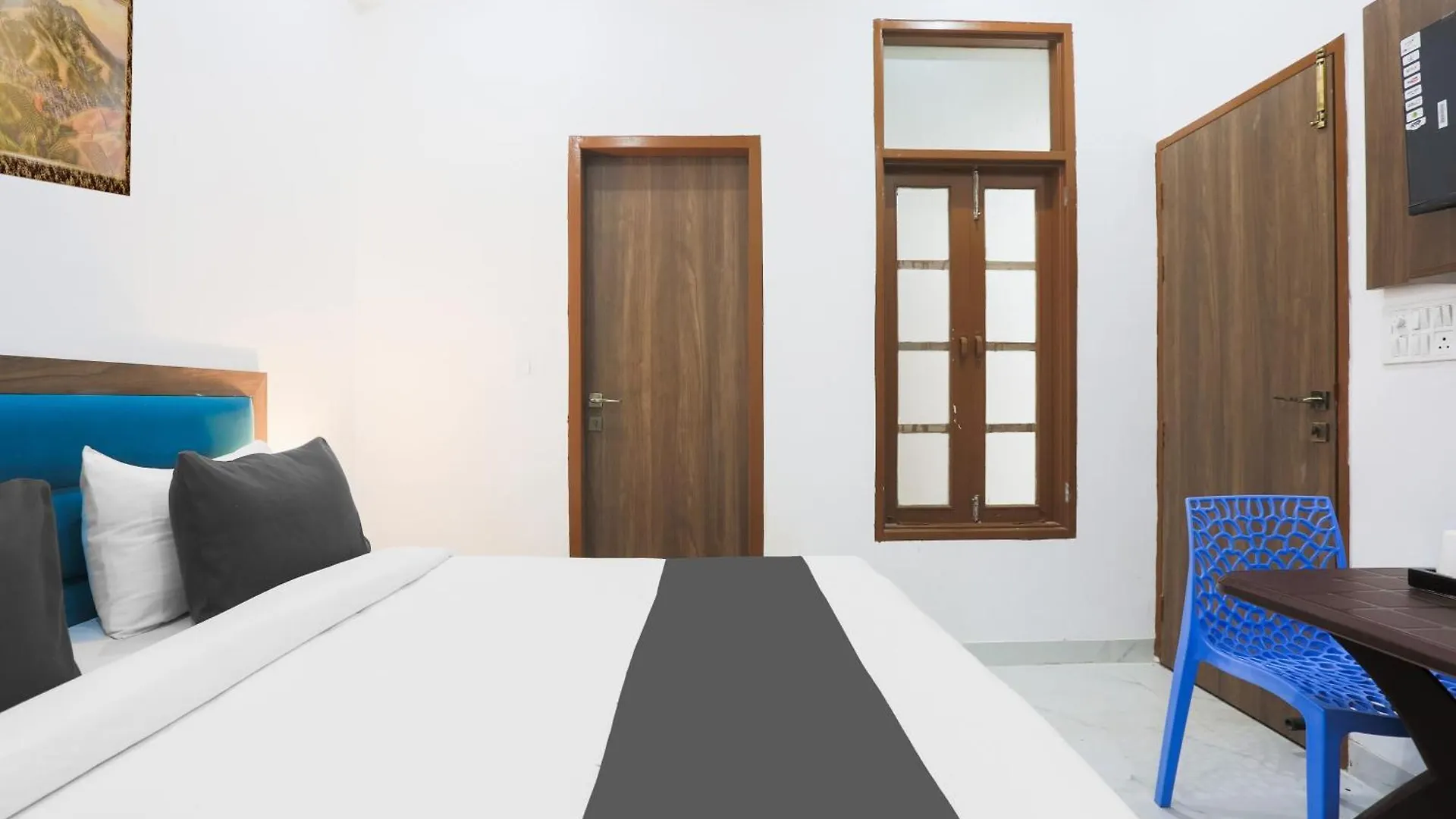Hotel O K2 Guest House Gurgaon