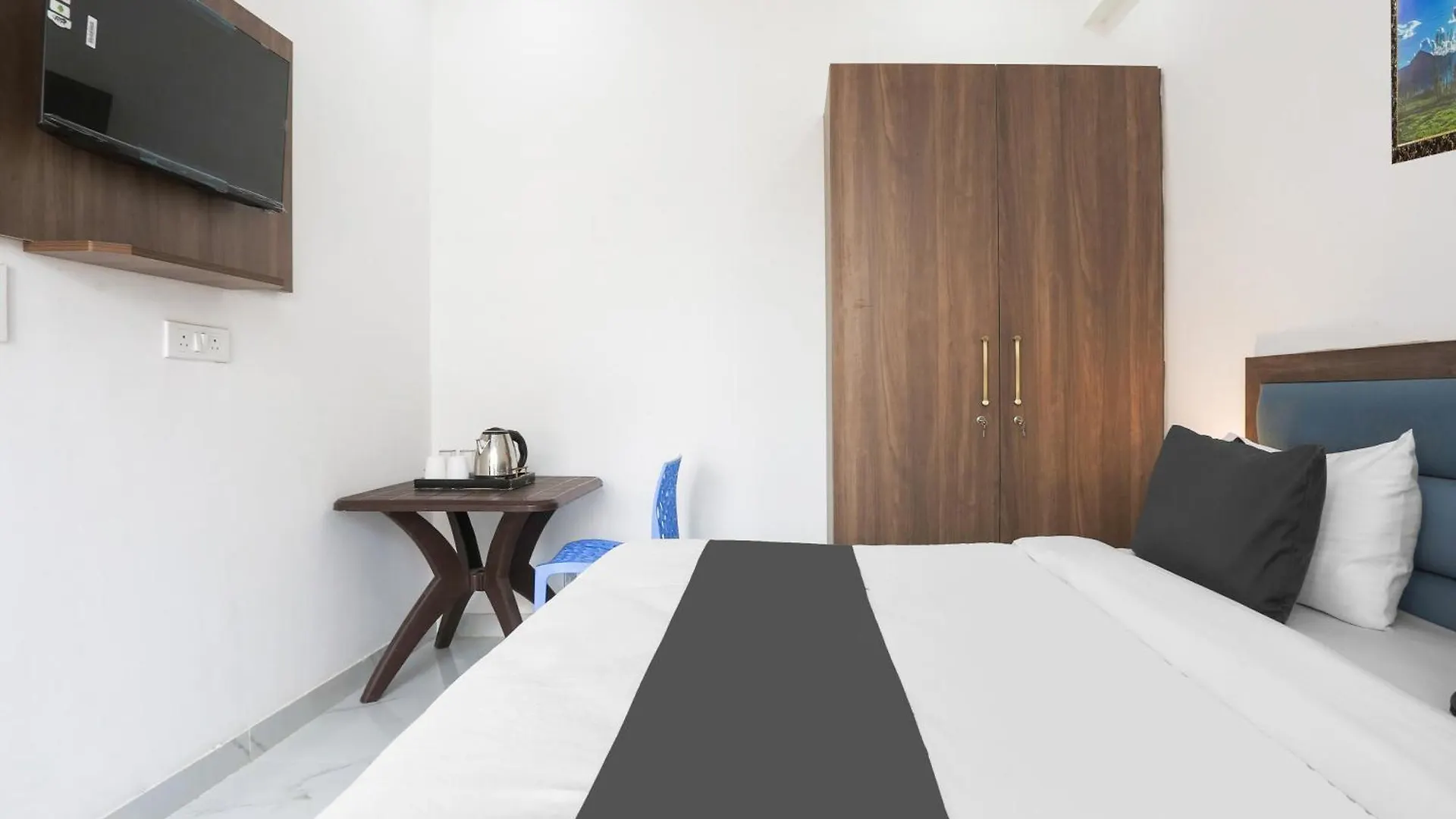 Hotel O Blue Stone Stay Gurgáon India