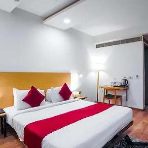Saltstayz Express - Medicity Near Medanta Hospital Gurgaon